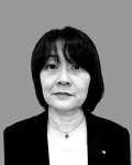 南靖子氏