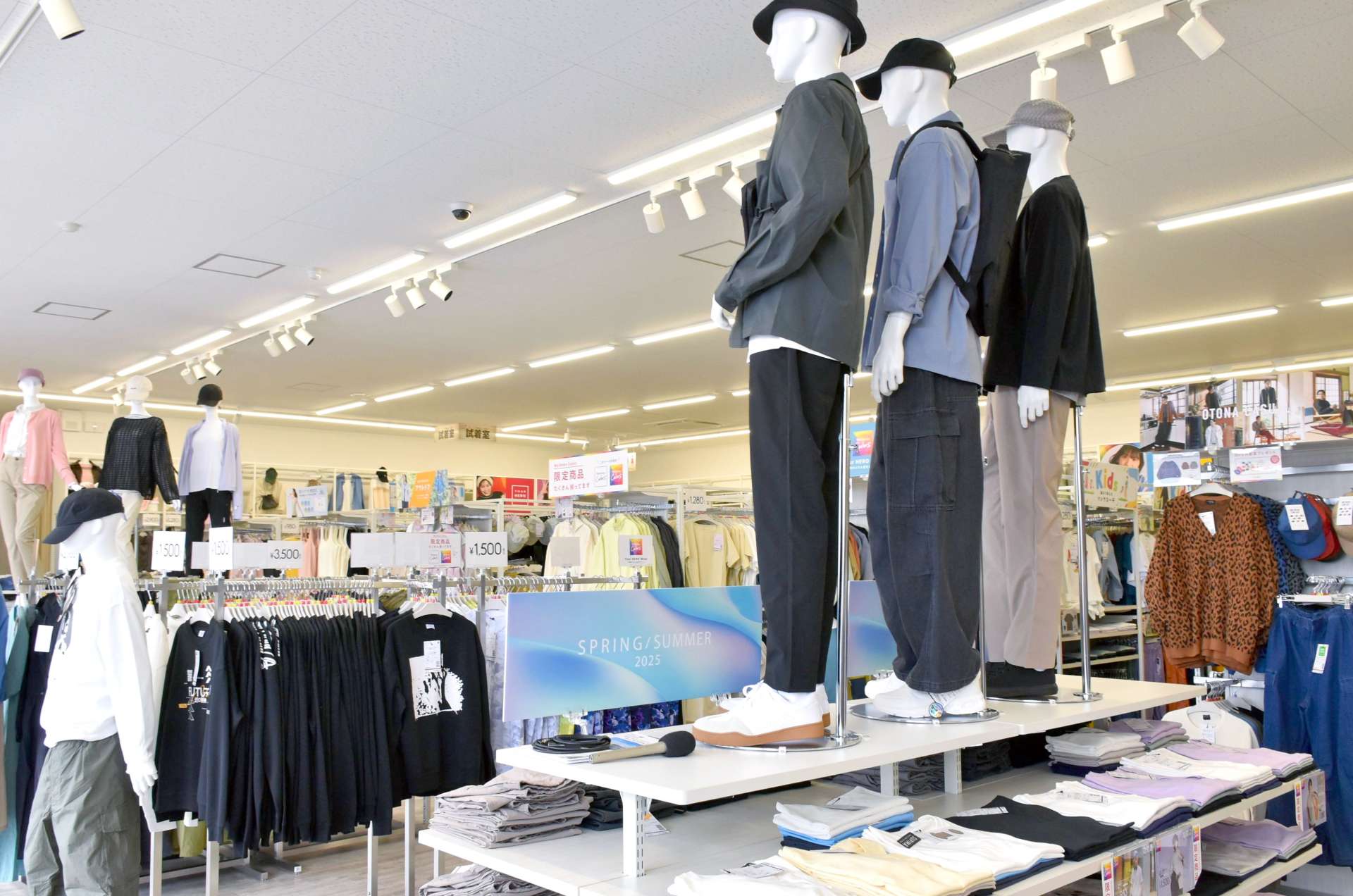 新規開店するＷｏｒｋｍａｎ　Ｃｏｌｏｒｓ＝１９日、鹿屋市旭原町