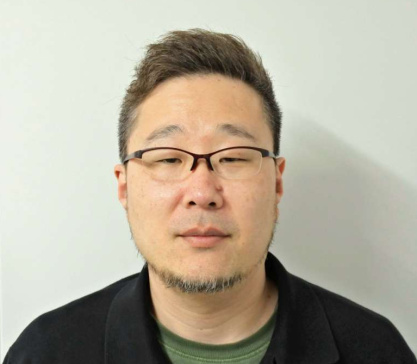 加古真一郎教授
