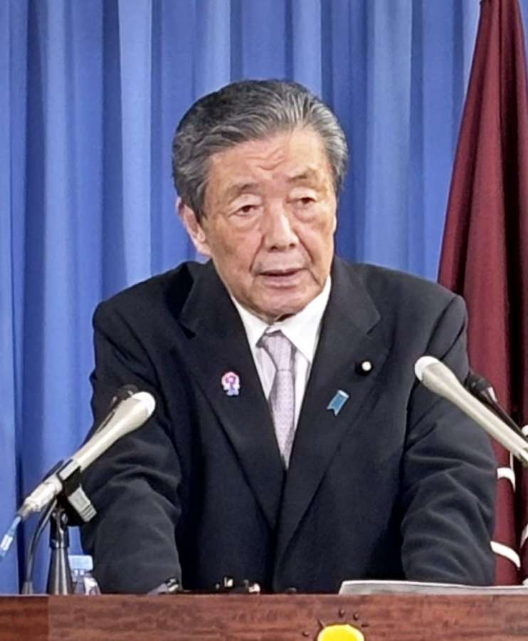 予算成立後、会見に臨む森山裕幹事長＝３１日、東京・永田町の自民党本部