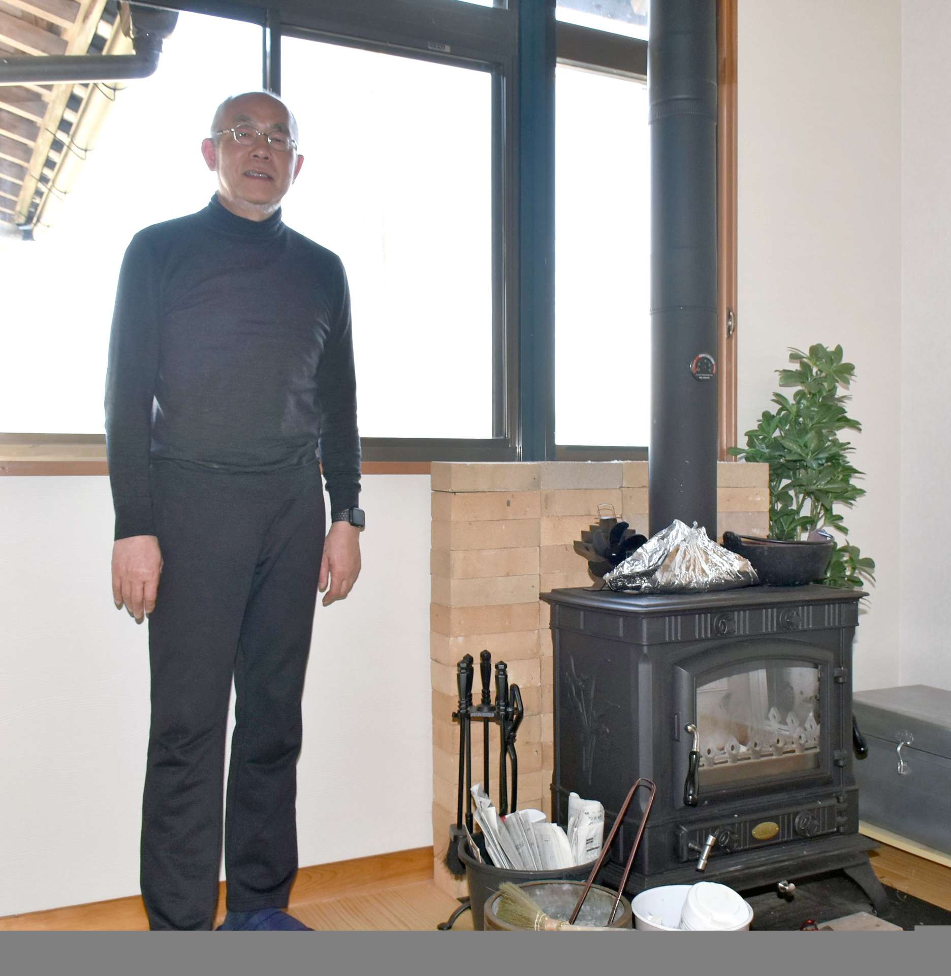 湧水町の空き家リフォーム補助金を活用して改装した阪本龍一さん宅＝３月、同町般若寺