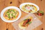 「廃校キッチン麦と庭」で提供予定のメニューの一部＝３日、指宿市山川岡児ケ水