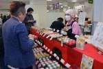 あんこを使ったお菓子が並ぶ「あんこ展」＝８日、鹿児島市の山形屋