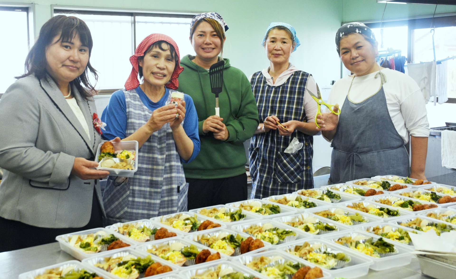 「おかずや　おれんじ」の中心メンバー