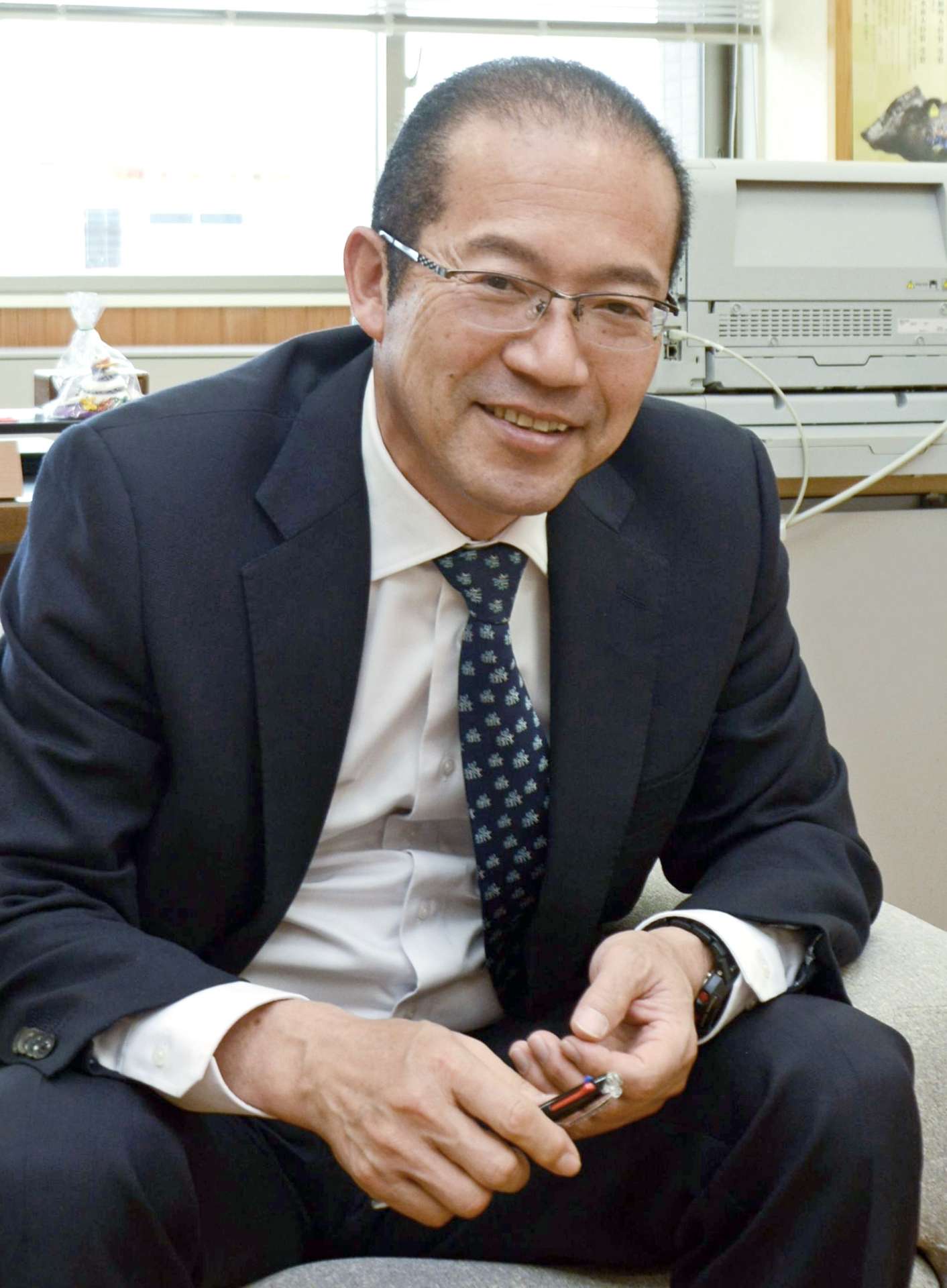 上野俊市氏
