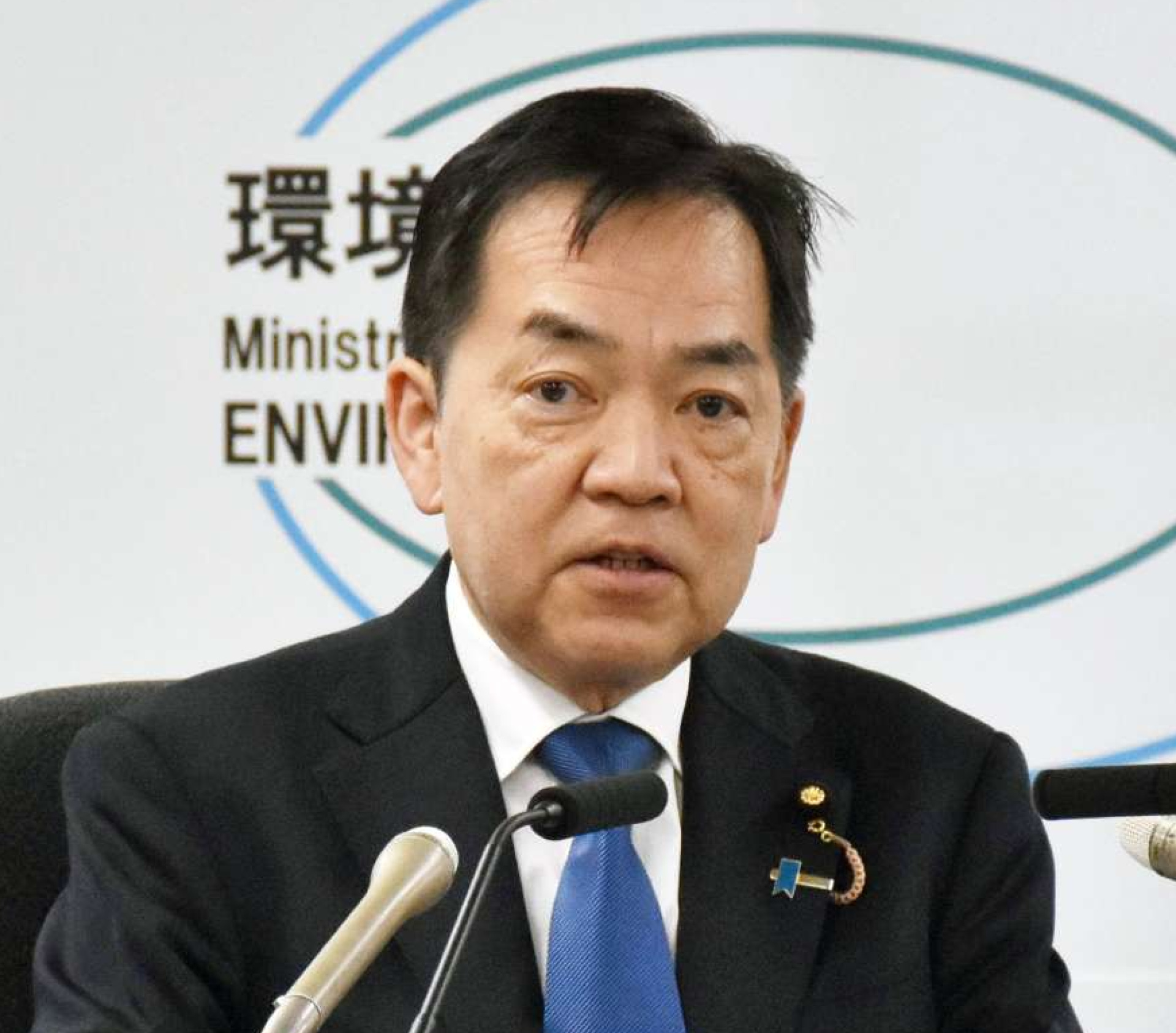 浅尾慶一郎環境相