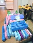 カンボジアの小学校に贈られた鍵盤ハーモニカ（会提供）