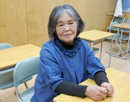 学校生活を心待ちにする西村美出子さん＝鹿児島市のいろは中学校