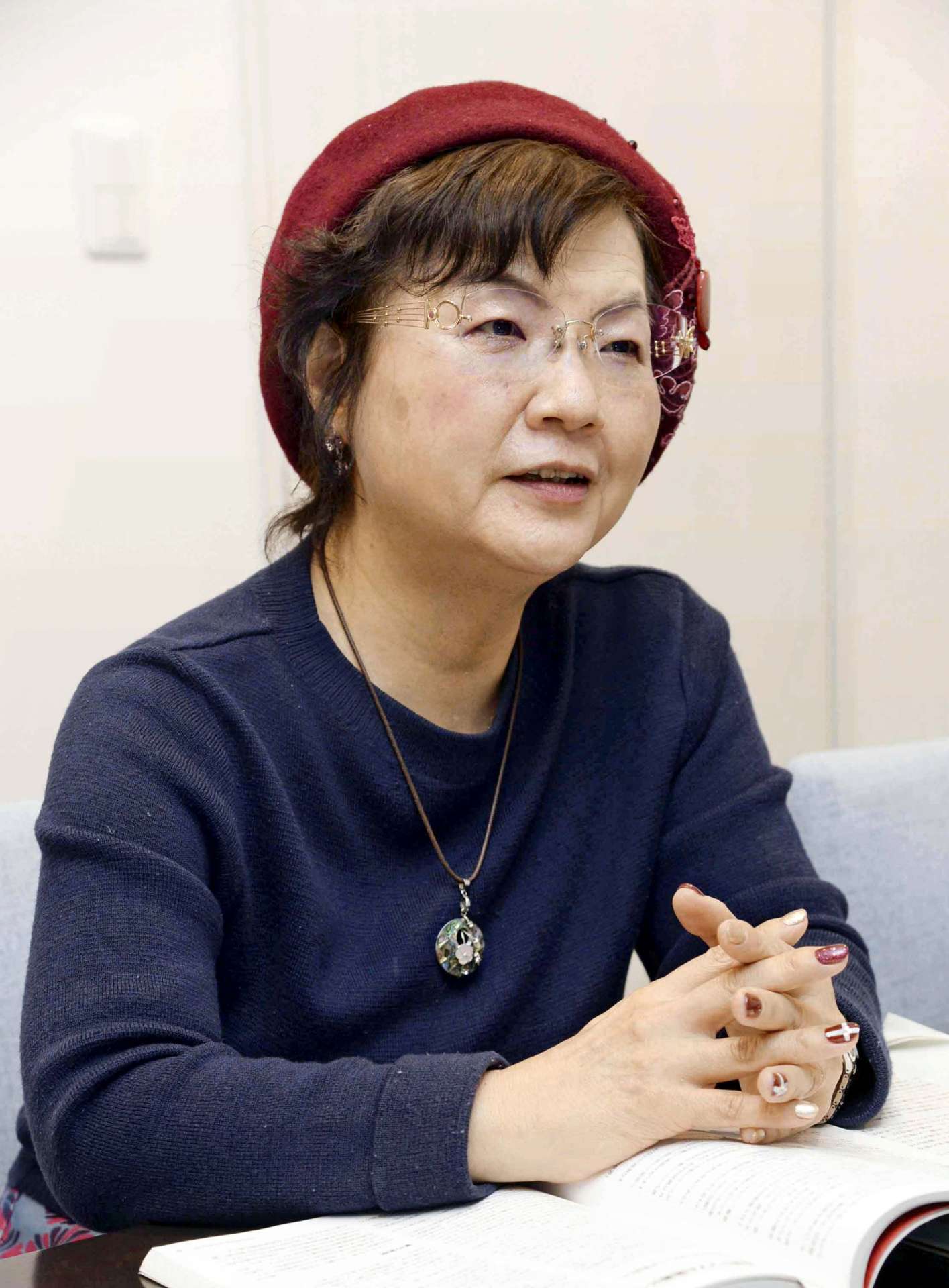 鴨志田祐美弁護士