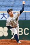 力投する神村の先発・窪田＝長崎県営野球場