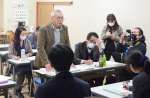 実務者協議で意見を述べる水俣病被害者・支援者連絡会の山下善寛代表代行＝３月１０日、水俣市