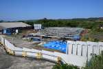 工事が中断されている自衛隊宿舎建設現場＝２日、西之表市西之表