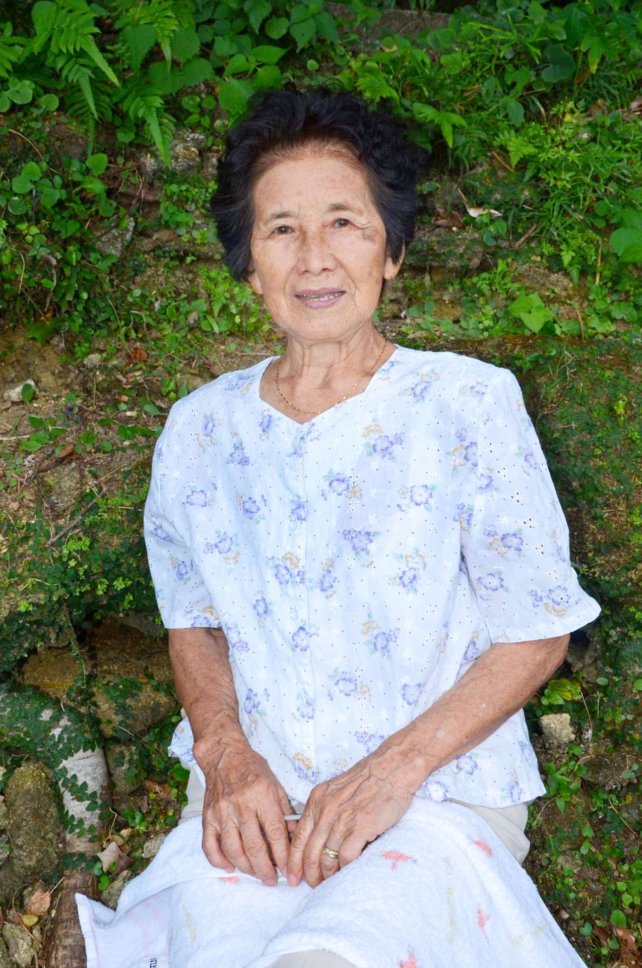 「歴史を風化させないでほしい」と語る伊村トヨコさん＝徳之島町亀津