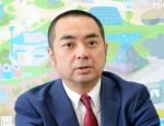 永山由高氏