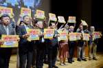 市民集会で再審法改正を訴える参加者＝５月２６日、東京都文京区