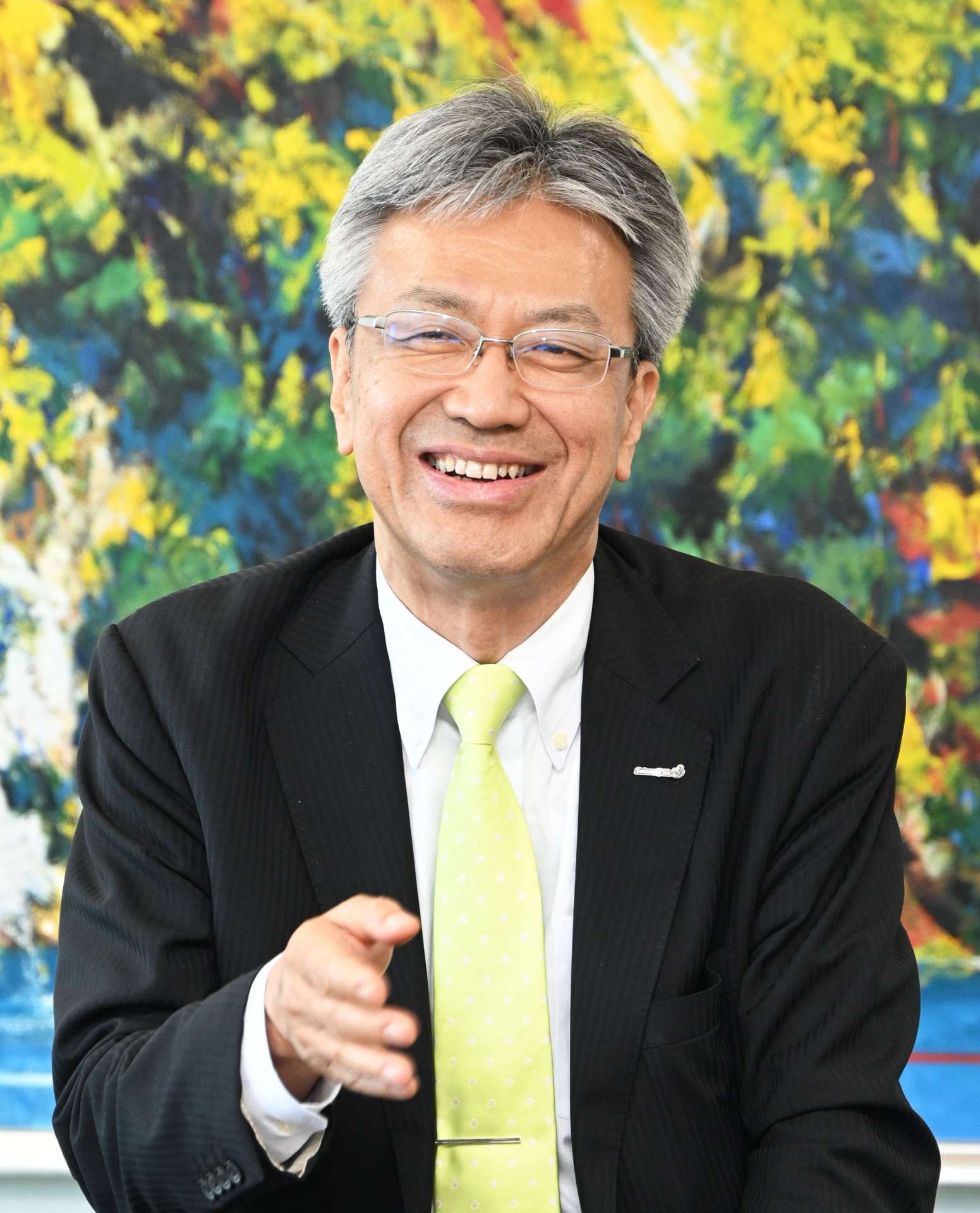 新型コロナウイルス禍からの業績立て直しに「一区切りついた」と語るソラシドエアの高橋宏輔社長＝５日、鹿児島市の南日本新聞会館