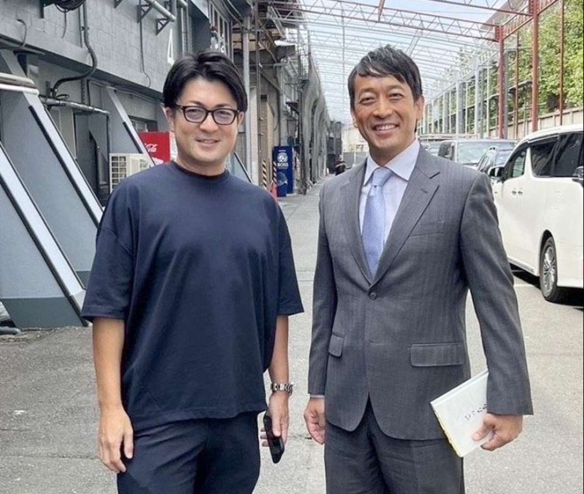 おいはわっぜ黒かどん、２人とも良か笑顔じゃらい！