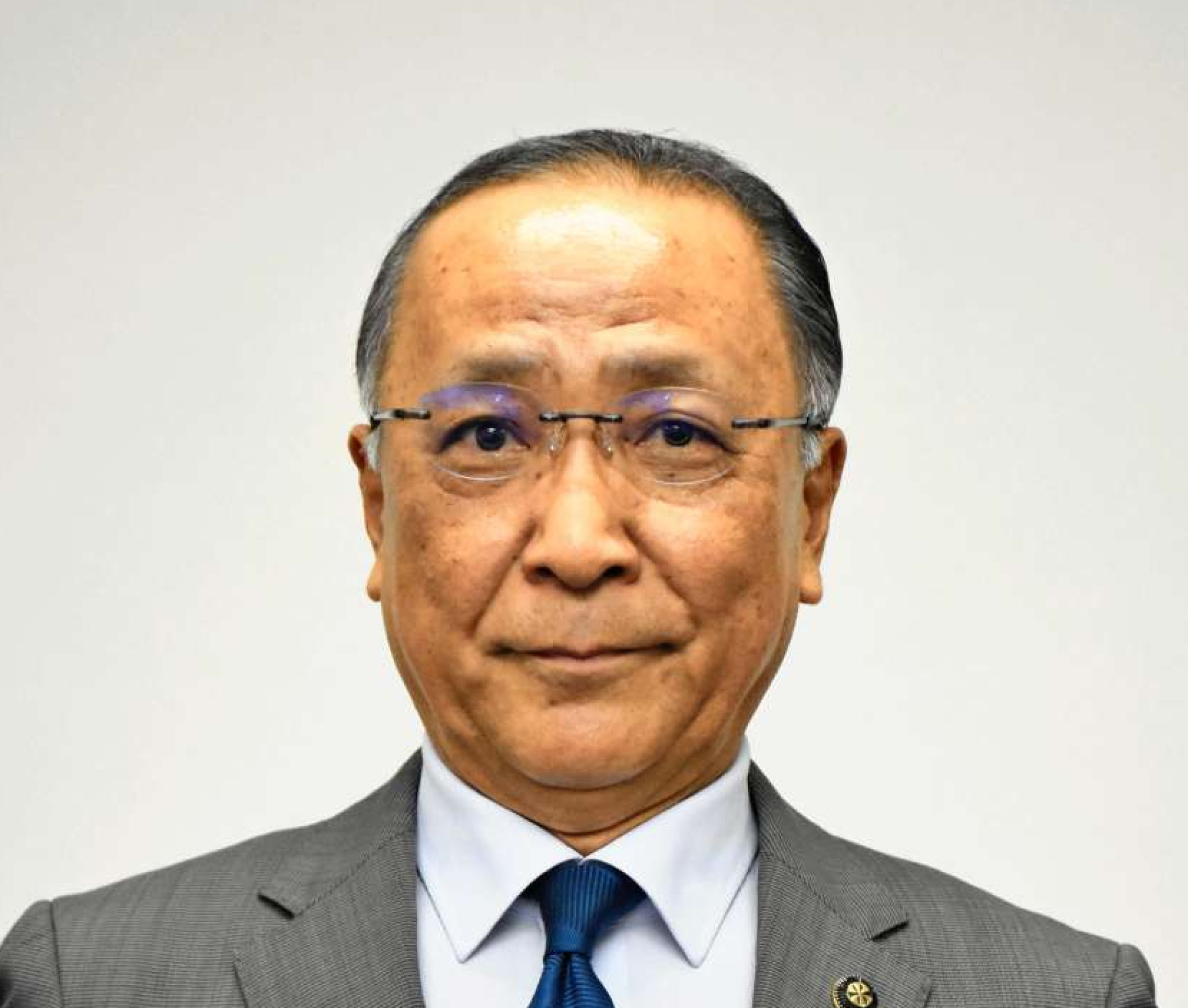 椎木　伸一氏