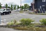 車と自転車が衝突した事故現場の交差点。左奥が国道１０号＝２１日、姶良市脇元