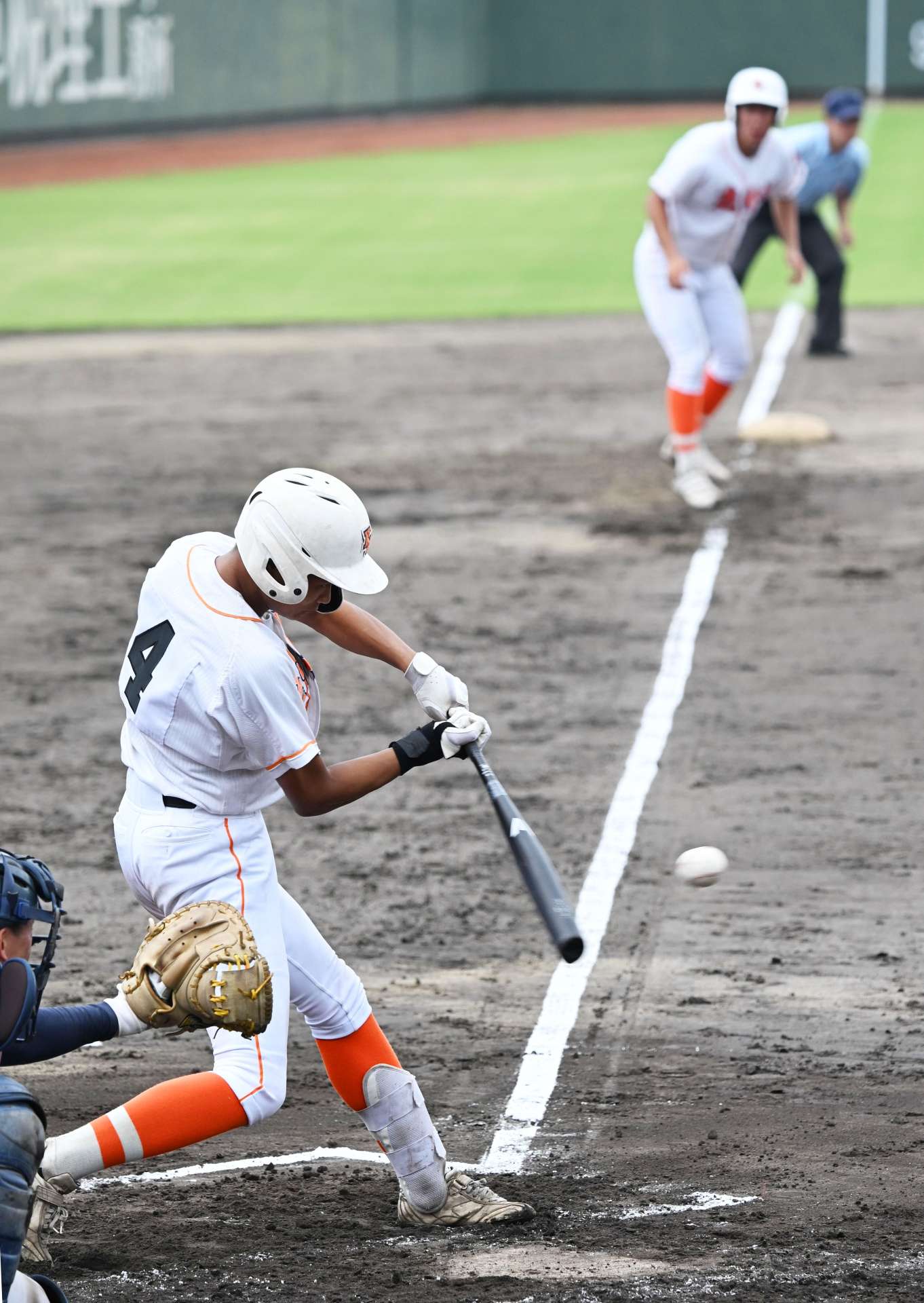 １回裏鹿情報２死二、三塁、木村が右前適時打を放つ＝平和リース