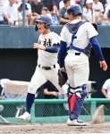 ７回表神村無死一塁、今岡の中越え二塁打で一走入耒田が生還＝平和リース