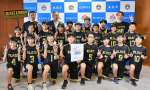 全国大会に出場するＢＬＡＺＥ　ＫＡＮＯＹＡのメンバーら＝鹿屋市役所
