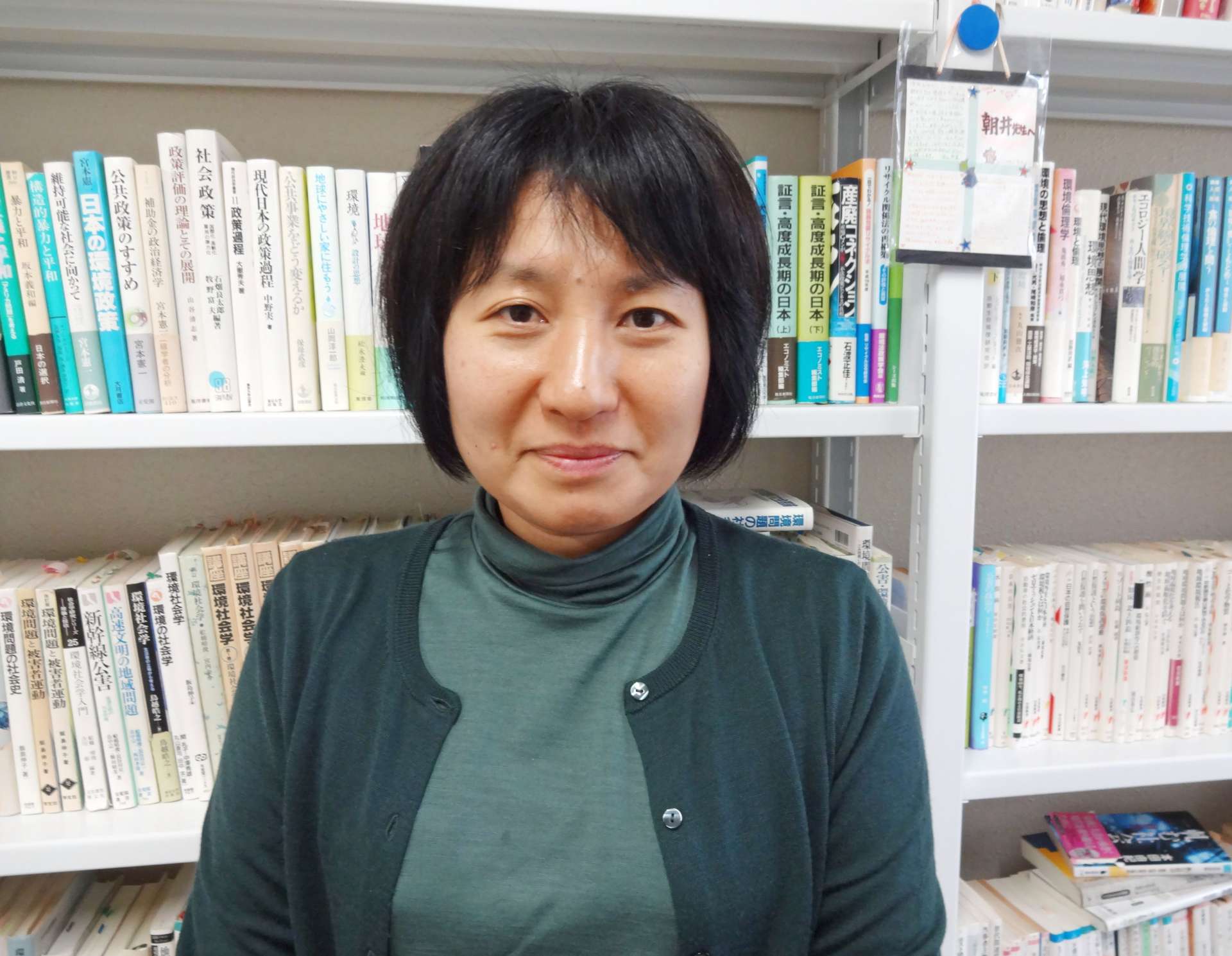 「騒音問題の発生に備え、地元自治体は訓練が始まる前に測定器を購入し、種子島の各地に設置するべき」と話す愛媛大の朝井志歩教授