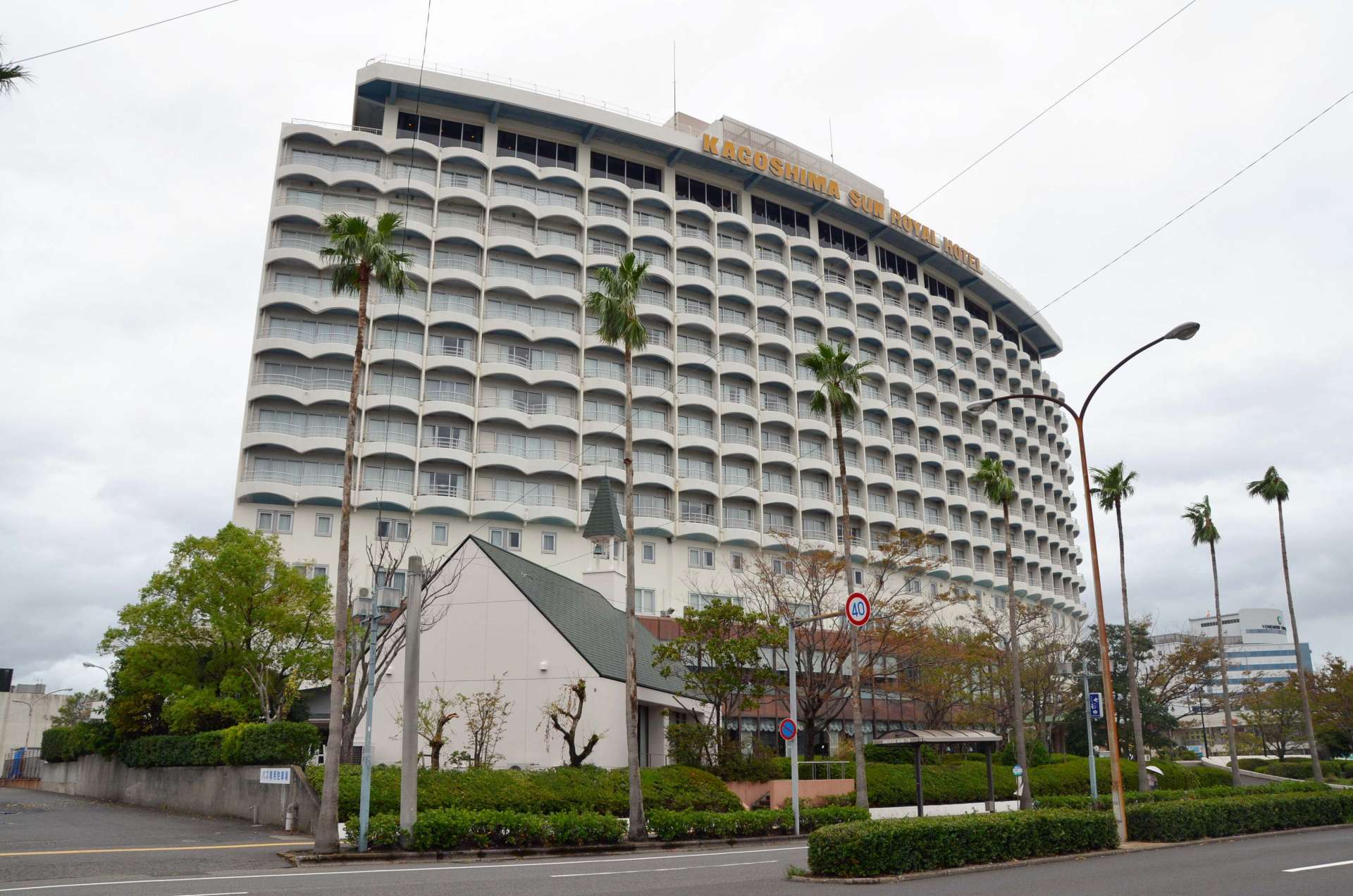 県有地への新築移転を希望する鹿児島サンロイヤルホテル＝鹿児島市与次郎１丁目