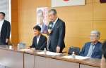 会合の冒頭であいさつする森山裕県連会長＝６日、鹿児島市真砂町の自民党県連