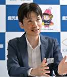 【別カット】鹿児島県警の警務部長に就任した安達裕也さん