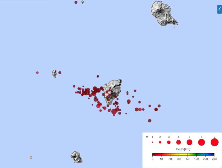〈関連〉17日午前0時～18日午後8時に発生した地震の震央分布を地図で確認する（気象庁ホームページより）。中央が諏訪之瀬島、左下が悪石島