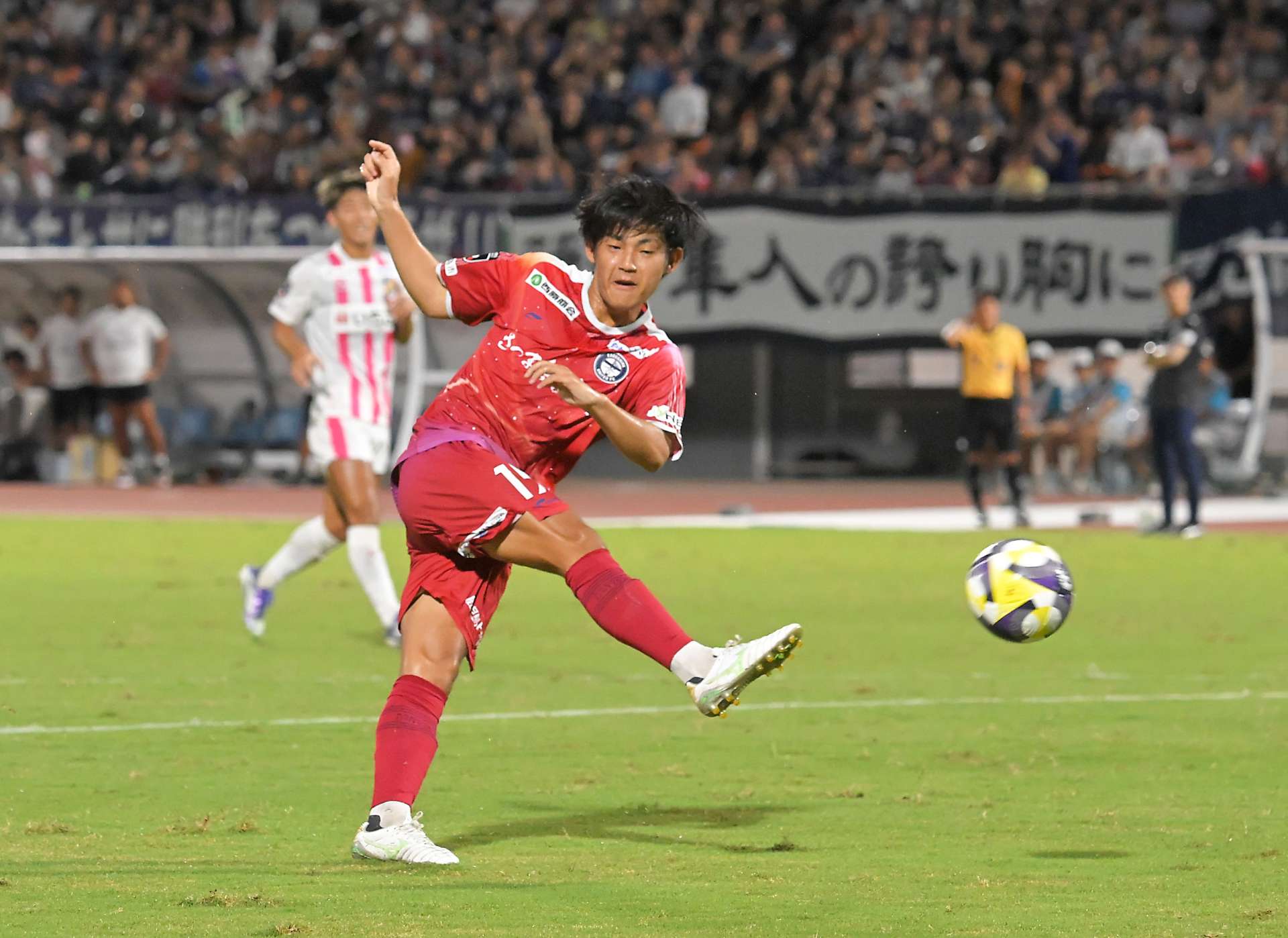後半、ゴールを決める鹿児島Ｕ・井堀＝白波スタジアム