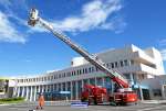 新たに配備された２５メートル級はしご車＝南さつま市役所