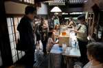 有機栽培の農産物や加工品を販売するマルシェ＝鹿屋市本町の岩元邸