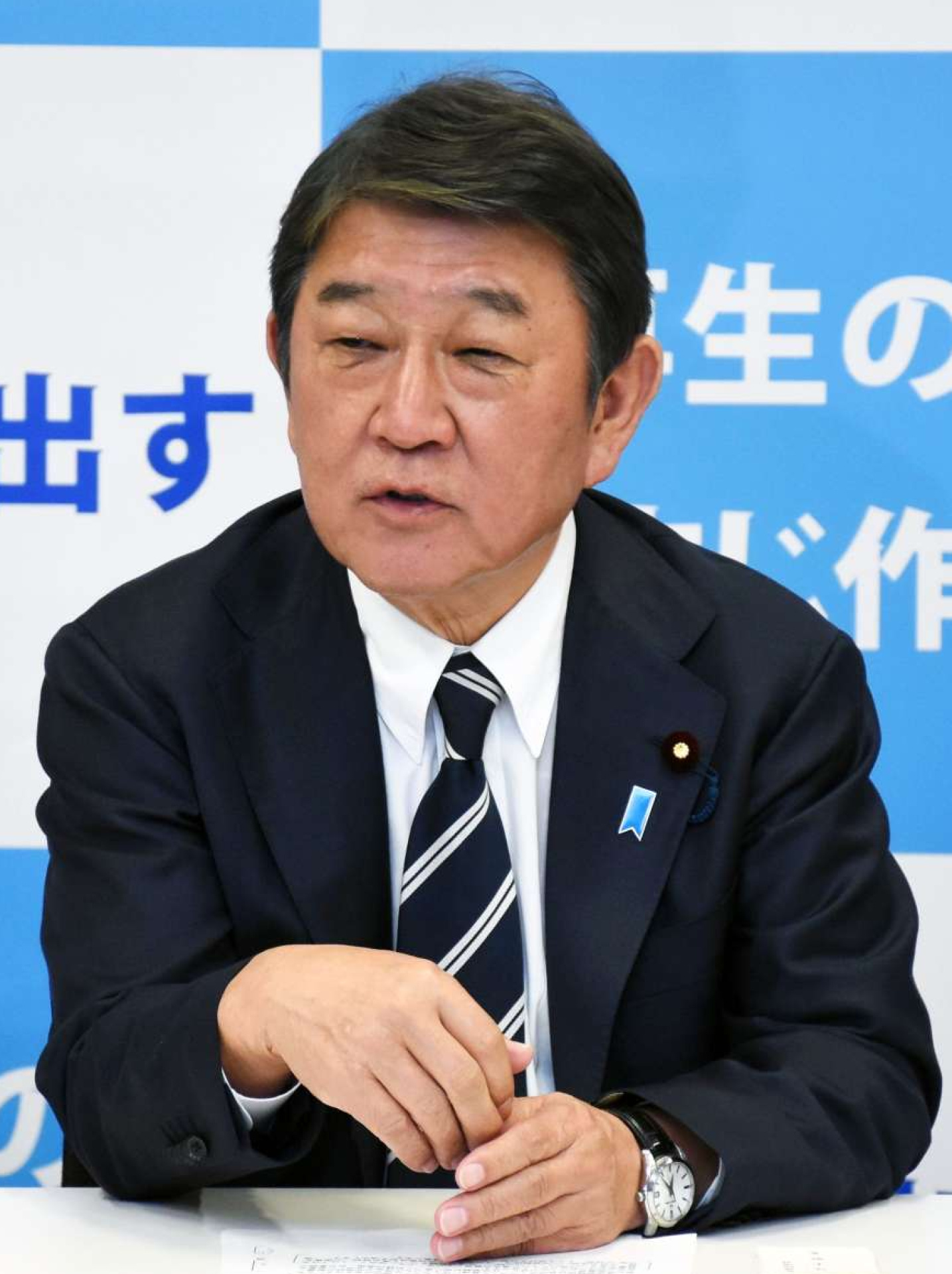 インタビューに応じる茂木敏充前幹事長＝２５日、東京・永田町の衆院第２議員会館