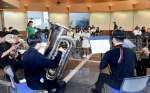 管楽器五重奏の指揮者体験などを楽しむイベント＝湧水町いきいきセンターくりの郷