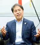 〈別カット〉中小企業庁の山下隆一長官