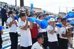３７年ぶりの決勝で声援を送る出水中央スタンド＝平和リース