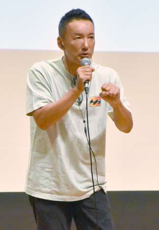 〈別カット〉「大胆な経済政策で国民の購買力を上げていく」などと訴える、れいわ新選組の山本太郎代表＝１２日、薩摩川内市国際交流センター
