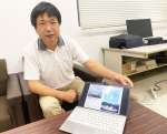 トカラ列島群発地震の調査概要を説明する八木原寛鹿児島大学准教授＝９日、鹿児島市の鹿児島大学南西島孤地震火山研究所