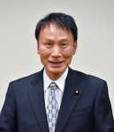 三反園　訓氏