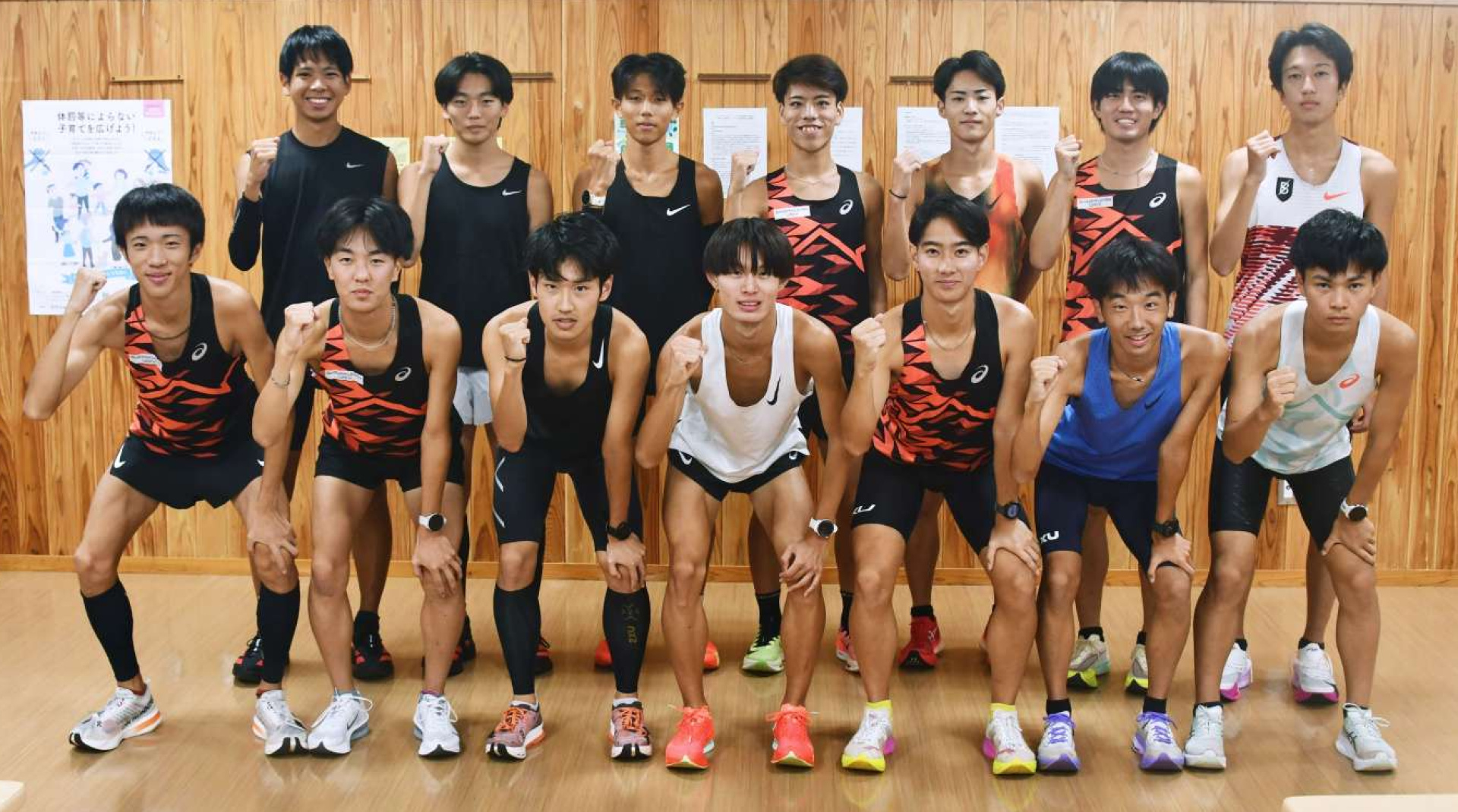 初出場する志學館大のメンバー＝マリンポートかごしま