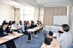 研修施設で日本語を学ぶ外国人技能実習生＝薩摩川内市東郷町南瀬