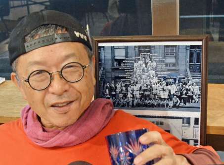 「ア・グレートディ・イン・ハーレム」の写真と森田孝一郎さん