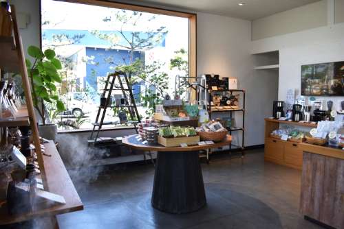 ヴォアラ珈琲 霧島国分本店