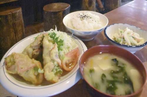 辻食堂