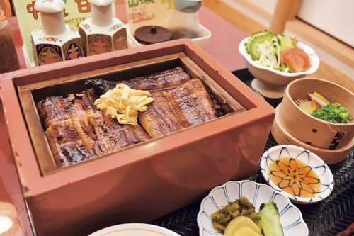 うなぎ専門店 万のせ