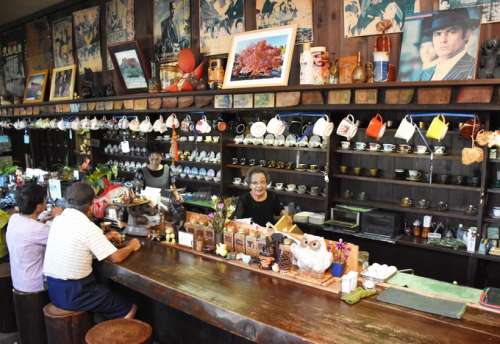 コーヒー専門店かいもん