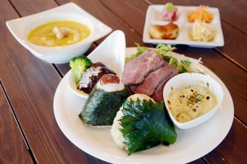 chibichibi kitchen<small>(チビチビキッチン)</small>
