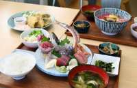 小湊海食<small>（こみなとしーふーど）</small>